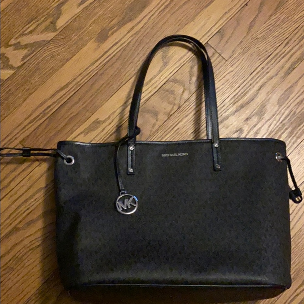 MK LARGE drawstring tote